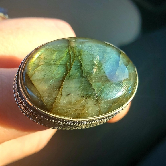 *SALE* New Huge Labradorite 925 Silver Ring. - Picture 12 of 16